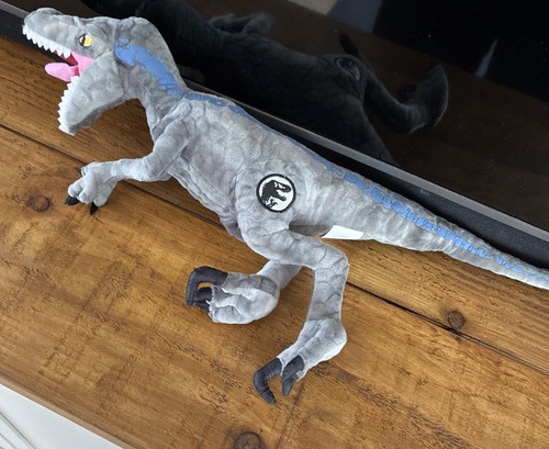 Jurassic world blue - world,