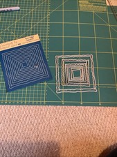 Tattered Lace Torn Edge Squares Nesting Cutting Dies.