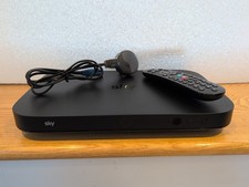 Sky Q 1TB TV Box ES340A-D8 with Remote Control and Power Cable Hdmi Boxed VGC