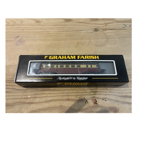 Graham farish railcar - br(w),