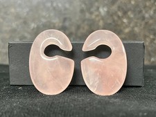 PAIR Rose Quartz Oval Keyhole