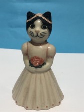 Bridesmaid Cat Figure - Quail