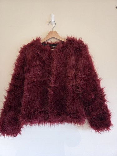 Burgundy faux fur - fur, cropped