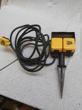 JCB Outdoor Socket 2 Way 5m Garden Extension Lead with Spike – Heavy Duty
