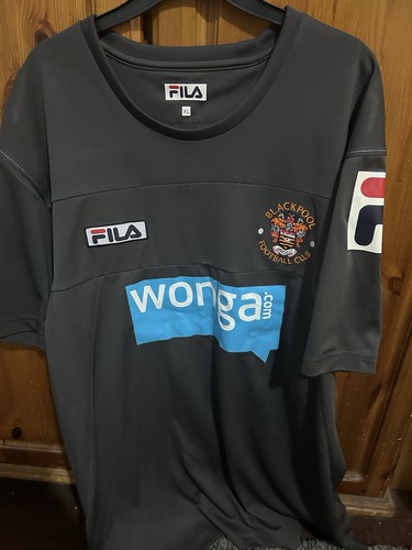 Blackpool shirt size - fc, xl