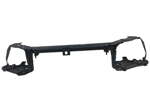 Front 169562 land rover - front,