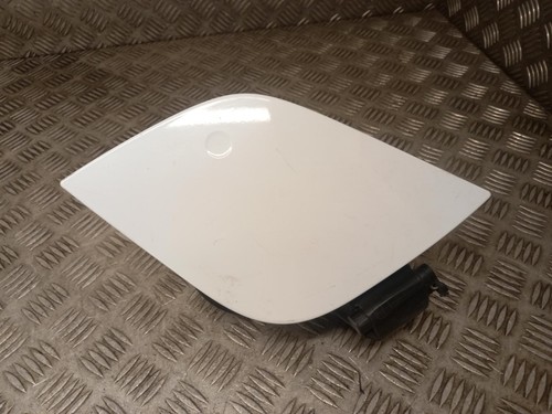 Ford focus fuel filler - focus,