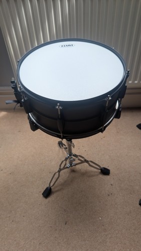 Tama metalworks black - on,