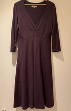 Kew soft purple v-neck