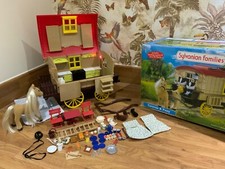 Sylvanian families beautiful flair caravan and pony working boxed immaculate ❤️