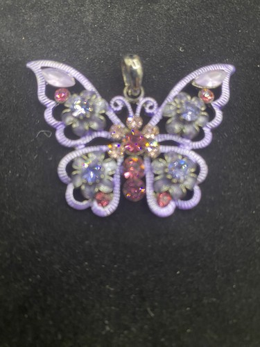 Pendant butterfly gun - pendant,