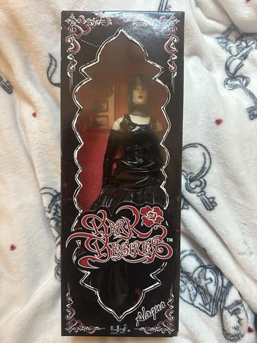 Bnib blue box toys dark - toys,
