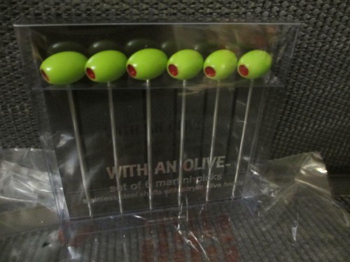 Perfect martini olive - martini,