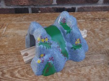  WOODEN TRAIN TRACK - MOUNTAIN