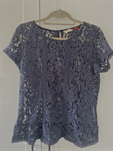 Closing down sale ladies - closing,