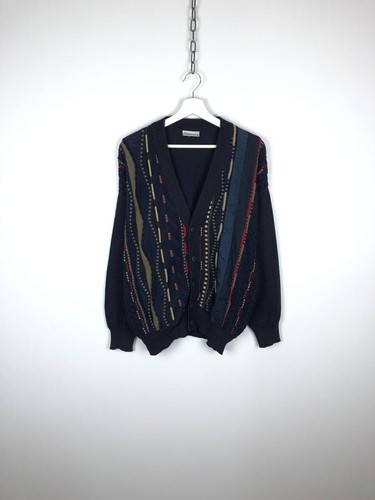 Vintage 1990s knit sweater - 3d,