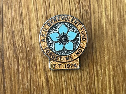 Official 1974 isle man tt - 1974,