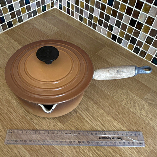 Creuset signature cast - signature,