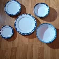 NORITAKE Prescott Legendary Plates Set