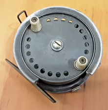 VINTAGE ALLCOCKS "EASICAST" CENTREPIN REEL