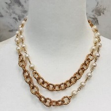 Pearl Necklace Station Honora