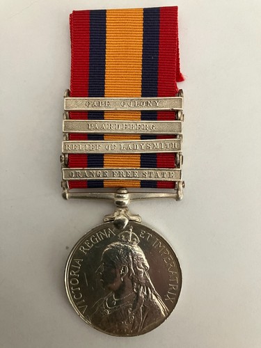 Queen south africa medal - south,