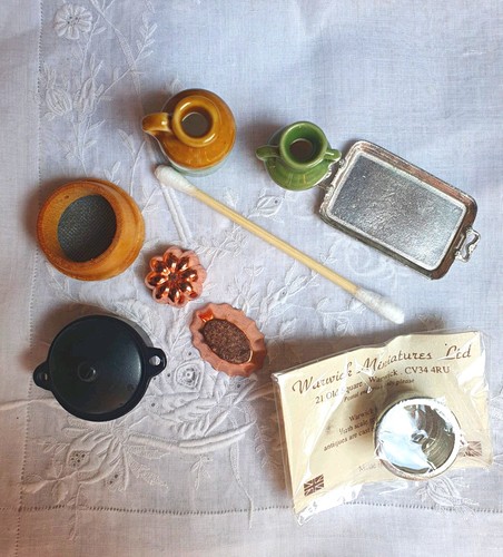 Dollhouse kitchenware lot - 1:12,