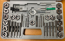 Metric Part Tap & Die Set Thread Cutting Engineering Tools
