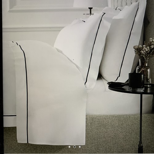 The white company - luxury, savoy