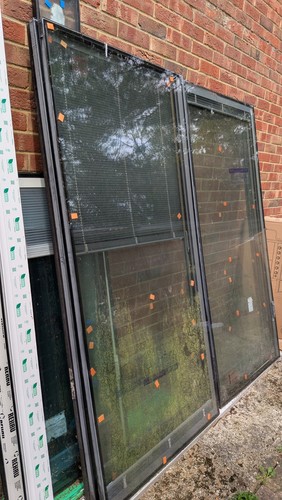 Venetian blinds for bifold - venetian,