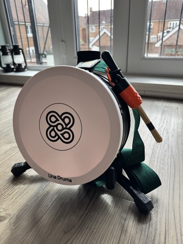 Una druma bodhràn irish - druma,