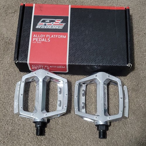 Old mid school new - new, redline