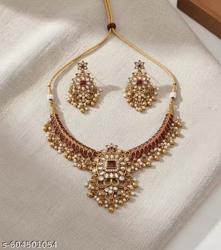 Gold plated jewellery set - gold,