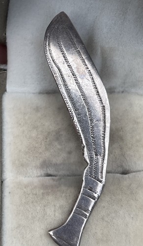 Military sweetheart brooch