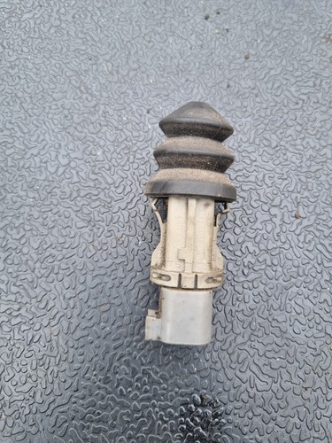 Jaguar type bonnet switch - jaguar, x-type