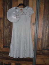 elegant ladies pearl grey lace