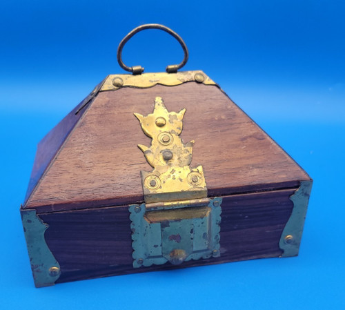 Vintage jewelry box - box, wooden