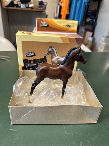 Vintage 1979 breyer proud - breyer,