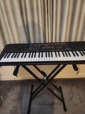 Yamaha PSR E263 Keyboard Piano