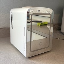 Chefman Mini Fridge White LED