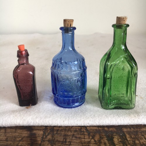 Small vintage bottles root - 3,