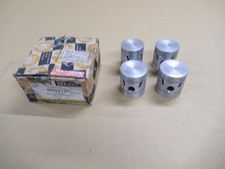 Mini 850 New Hepolite Pistons.