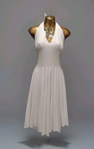 White marilyn monroe costume - marilyn,