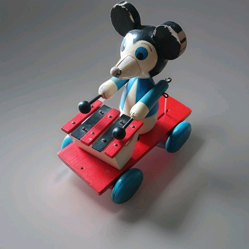 Mouse pull along - mouse,