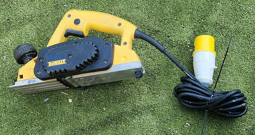 Dewalt dw680l power planer - dw680l,