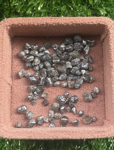 Natural loose diamond black - natural,