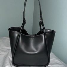 CHARLES & KEITH Lyla Tubular
