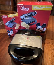 Disney VillaWare Mickey Mouse