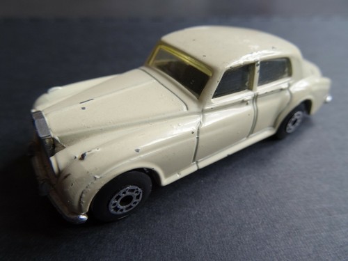 Matchbox car rolls royce - matchbox,