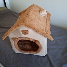 Furry Comfy Cat House Bed